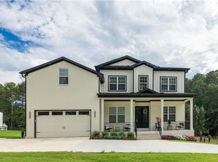 2910 Centerville Rosebud Rd, Snellville, GA 30039