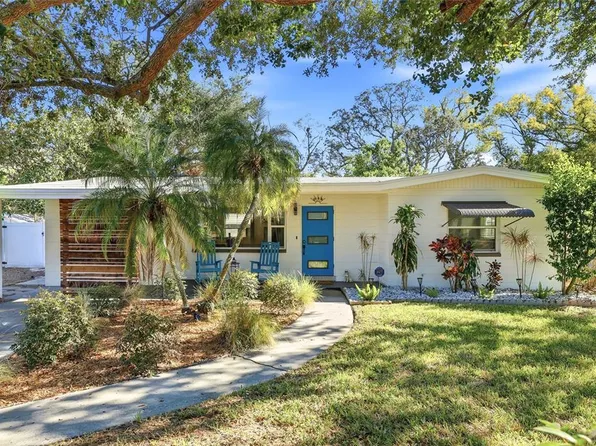 2102 W Kirby Cir, Tampa, FL 33604