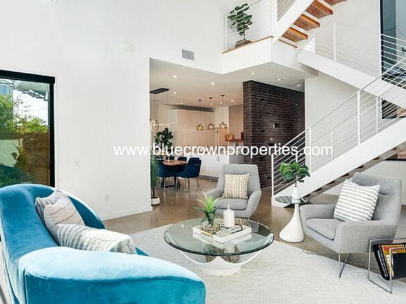 3rd image of 5014 Vickery Blvd