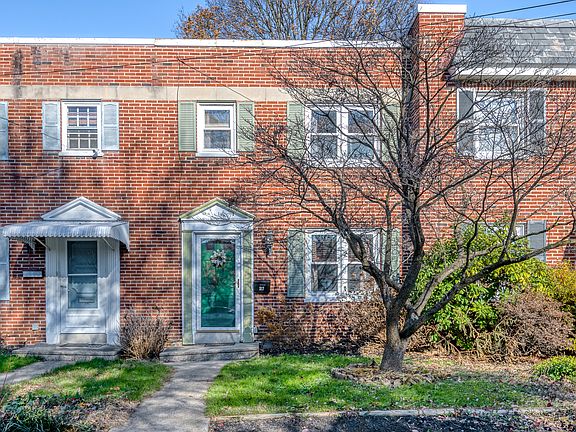 2nd image of 317 Prospect St