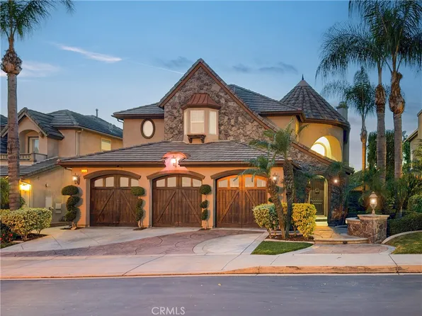 525 Dickinson Cir, Placentia, CA 92870