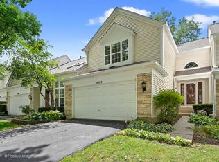 4592 Jade Ln, Hoffman Estates, IL 60192