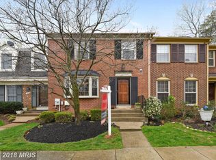 7220 Greentree Rd, Bethesda, MD 20817