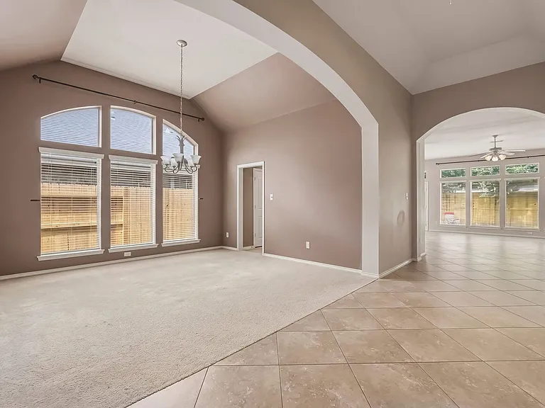 2935 Fair Chase Dr — Photo 5