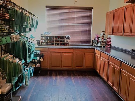 4th image of 8105 Redbud Vine St