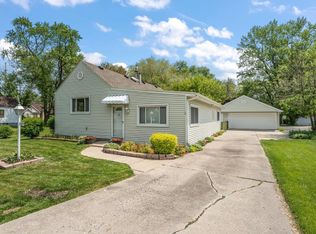 537 N Hobart Rd, Hobart, IN 46342