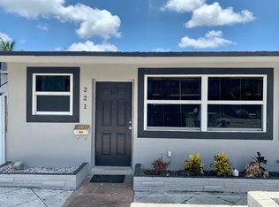 221 SW 11th Ave #221, Hallandale, FL 33009