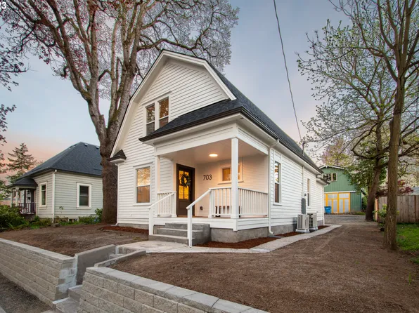 703 W McLoughlin Blvd, Vancouver, WA 98660