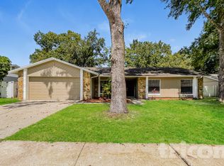 4111 Sand Lake Ct, Tampa, FL 33624