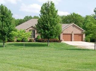 7325 SE Timberlake Ct, Holt, MO 64048