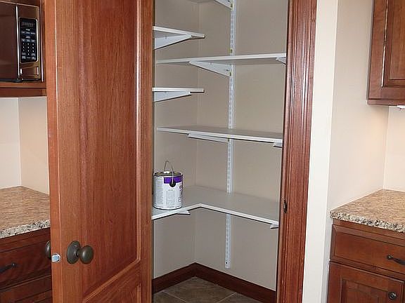 2nd image of 205 Hill Rose Ln