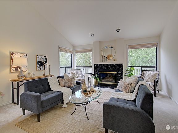 3rd image of 16514 14th Avenue SE