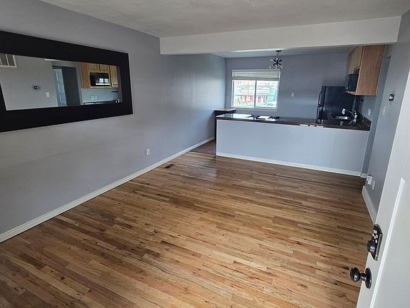 4th image of 650 N 300 W APT 206