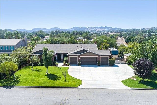 1st image of 25737 Beth Dr