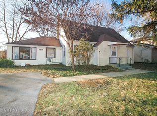 15806 Sawyer Ave, Markham, IL 60428