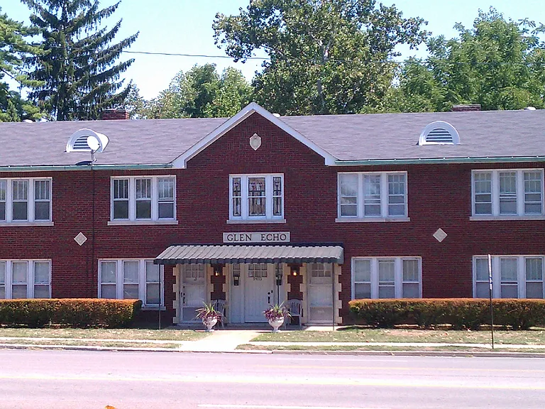 9415 W Main St #4 — Photo 1