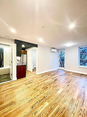 2nd image of 581 Myrtle Ave #3A