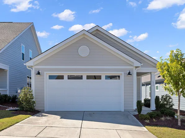 171 Swain St, Clayton, NC 27527