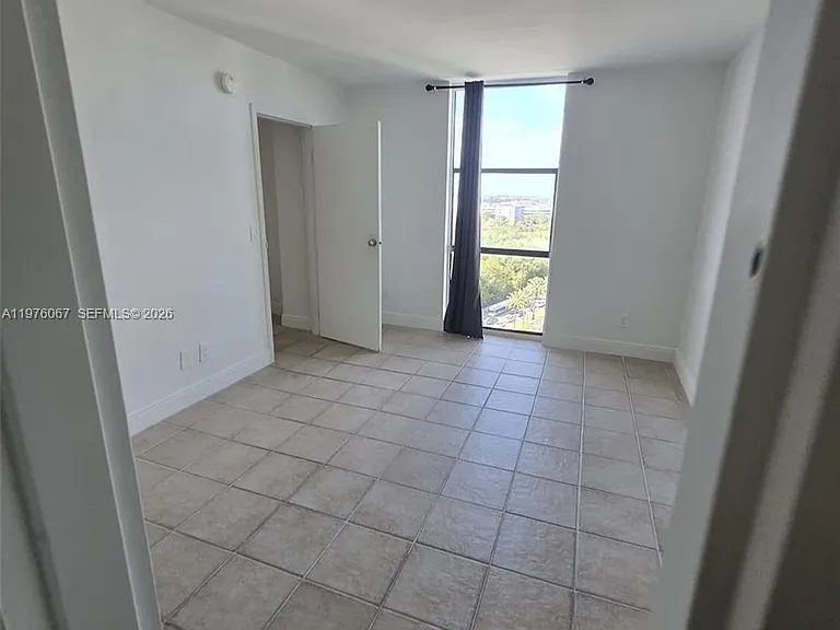 13499 Biscayne Blvd #1505 — Photo 7