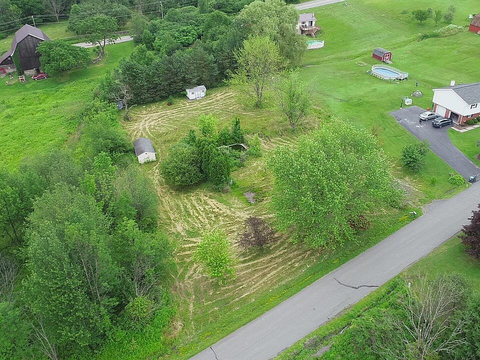1st image of 29 Grandview Dr