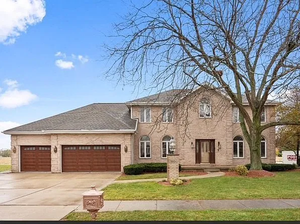 583 Jeremy Dr, Bourbonnais, IL 60914