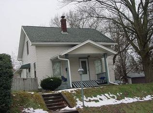 214 E Fairview Ave, South Bend, IN