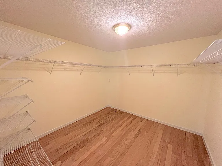 87 Rose Dr — Photo 35