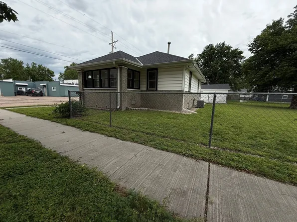 1514 N Wheeler Ave, Grand Island, NE 68801