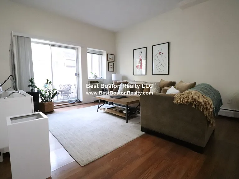 50 Craigie St #5 — Photo 6