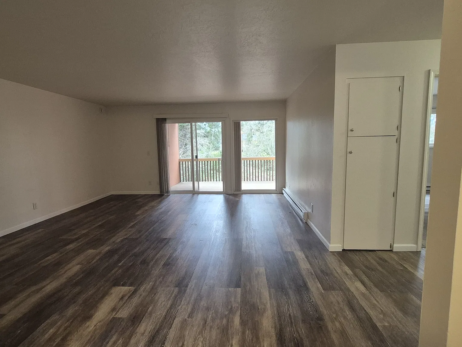 Vista Cornell Apts - E-01 — Photo 2