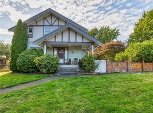 2717 Cornwall Ave, Bellingham, WA 98225