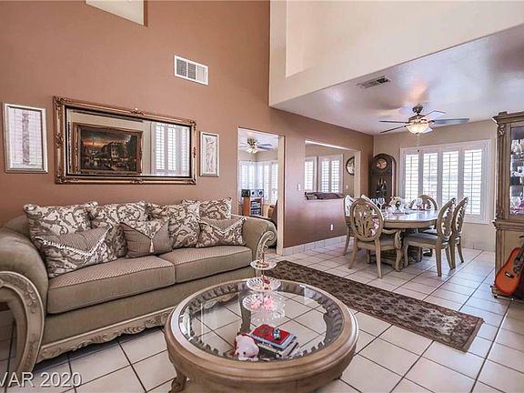 5th image of 760 Amber Hills Dr