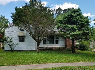 320 2nd St, Tamms, IL 62988