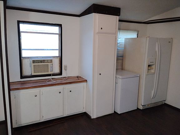 2nd image of 1264 Old Lakeport Rd #15