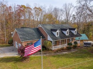 335 Burton Rd, Advance, NC 27006