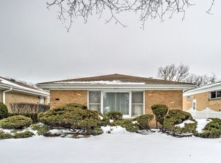 9423 Lawler Ave, Skokie, IL 60077