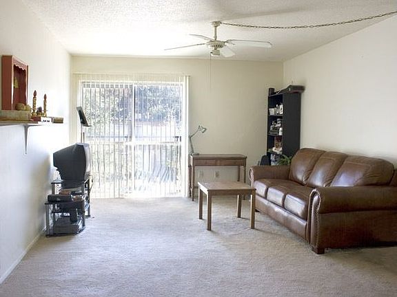 3rd image of 1700 SW 16th Ct APT D21
