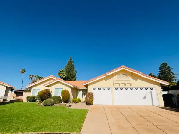 26066 Huxley Dr, Moreno Valley, CA 92555