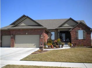 3222 Flat Crk, Wichita, KS 67205