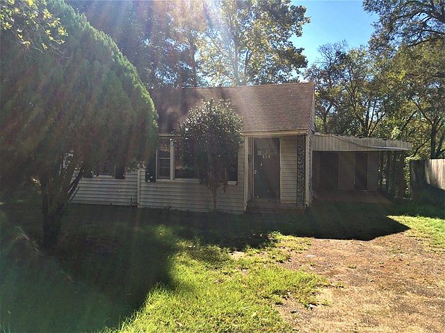 2nd image of 315 Sunset Ave