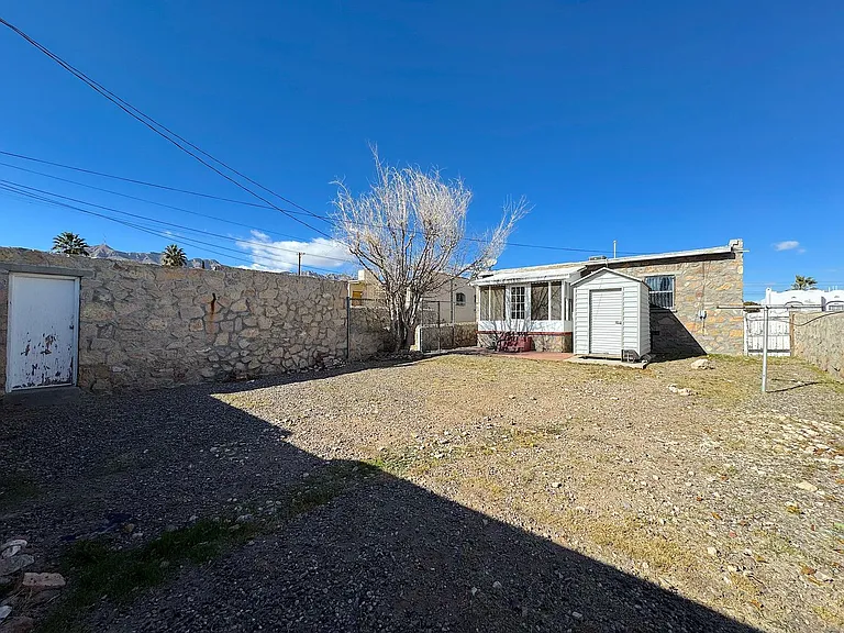 3706 Sacramento Ave — Photo 22