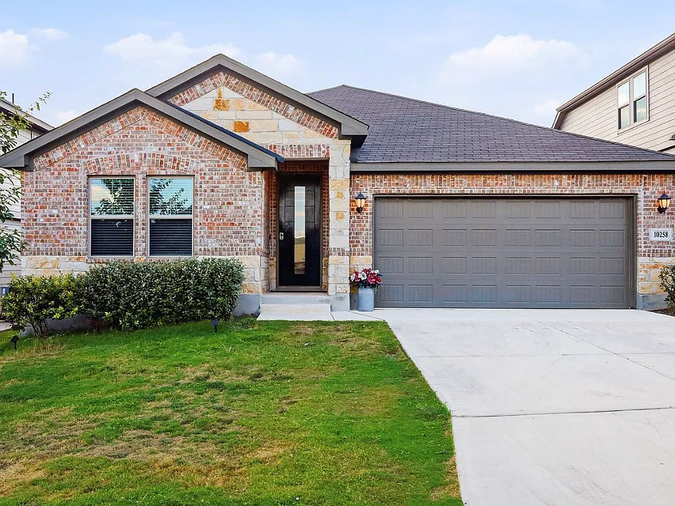 10258 Juniper Oaks