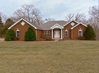 29141 Lakeside Ln, Wright City, MO 63390