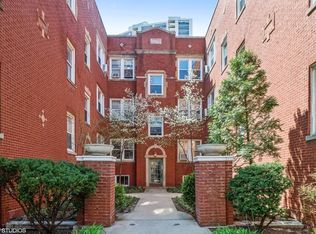 735 W Bittersweet Pl APT 1S, Chicago, IL 60613