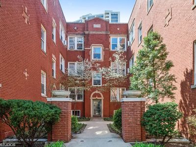 735 W Bittersweet Pl APT 1S, Chicago, IL, 60613