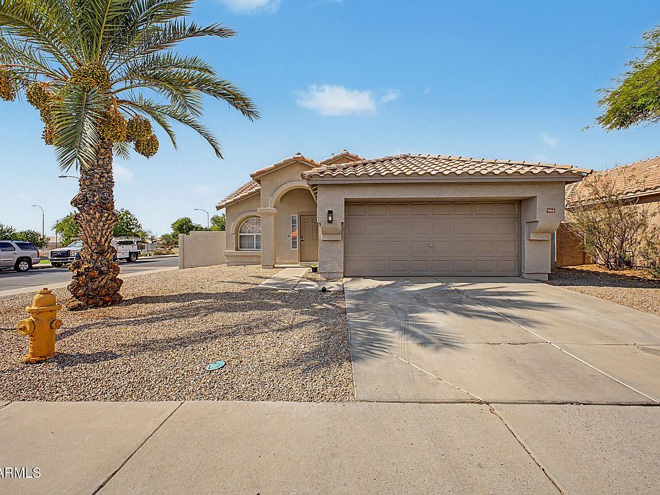 1st image of 984 W MORELOS Street