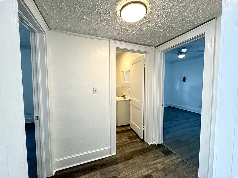 422 Magnolia Ave #1 — Photo 17