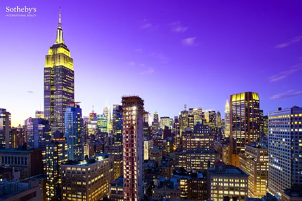 Sold by Sotheby's International Realty | media 9