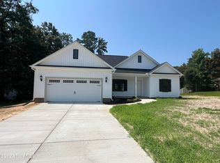 1606 Dubose Dr, Kinston, NC 28504