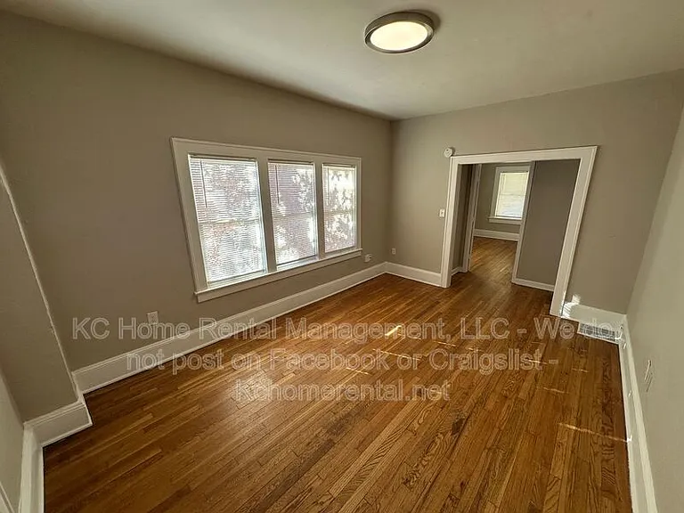 2947 York St #2 — Photo 11